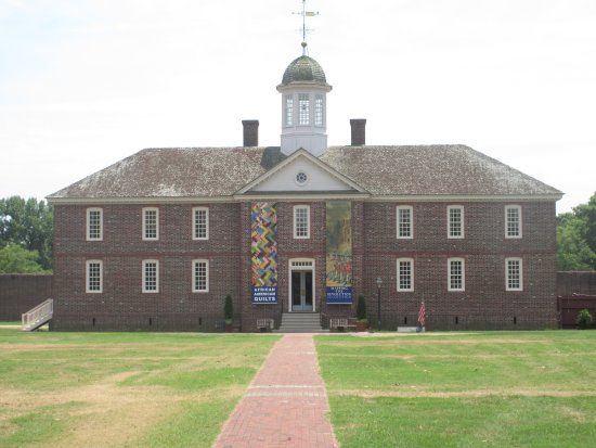 デウィット ワラス装飾美術館